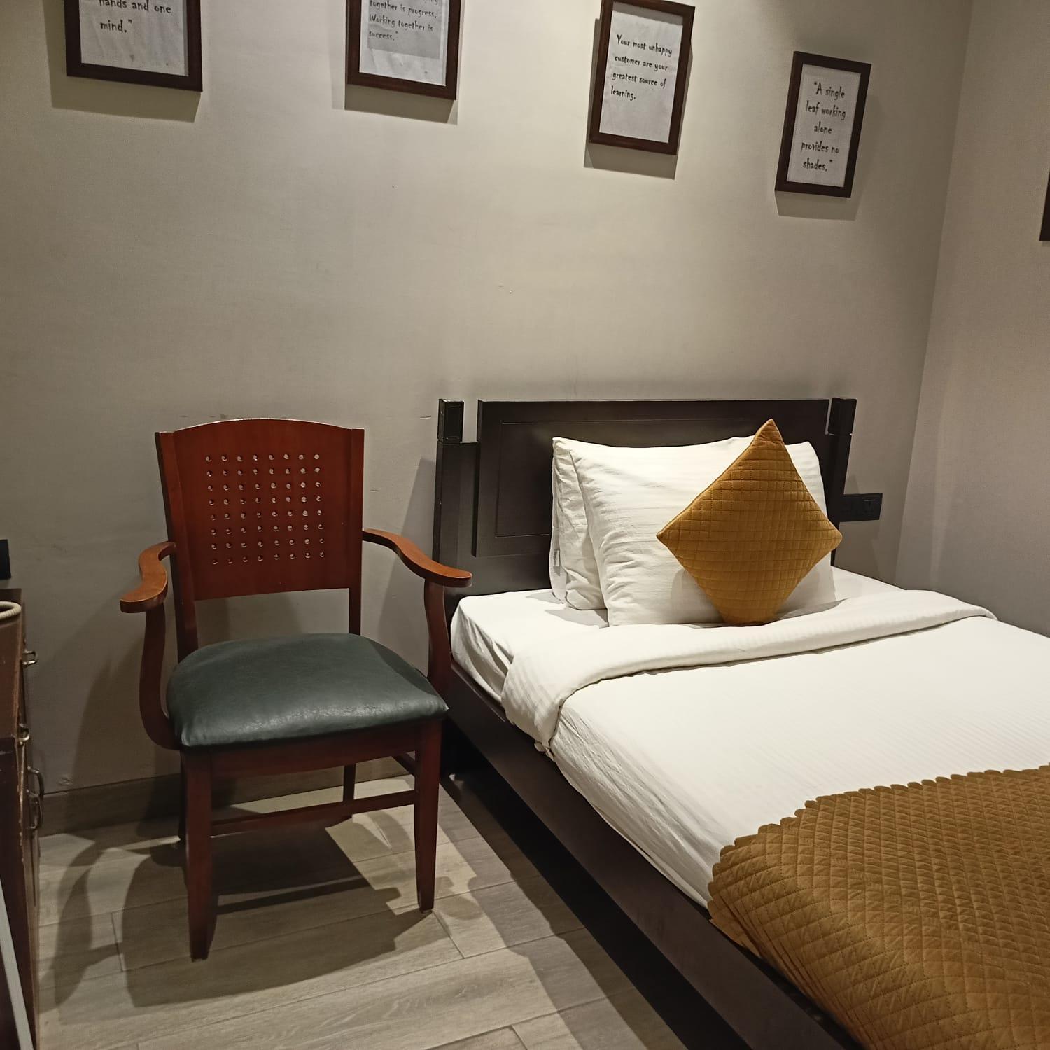 ניו דלהי Cosy Grand, Chanakyapuri By The Cosy Hotels מראה חיצוני תמונה